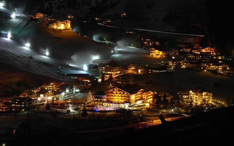Haus Alpenrose & Bergheimat im Grossarltal bei Nacht