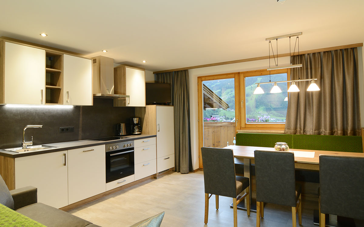 Haus Alpenrose Appartement grosse Wohnküche